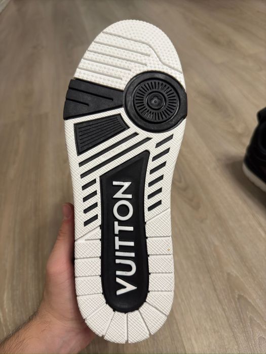 Adidasi lv skate
