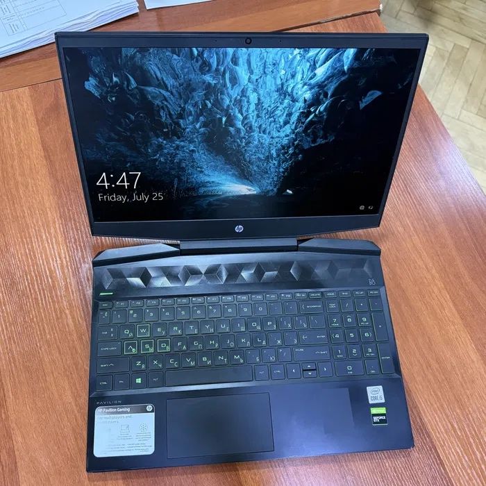 Hp pavilion gayming v15
