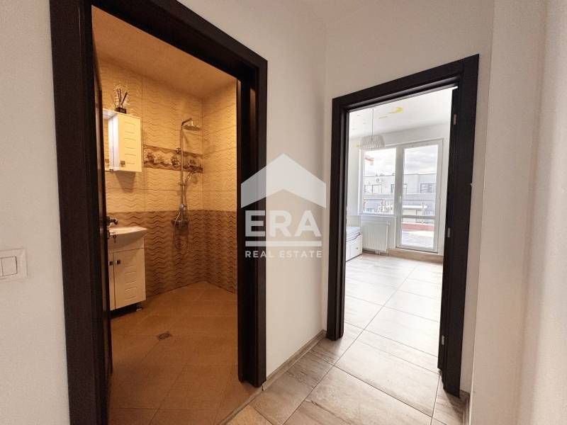 Продава се Тристаен апартамент в София, Малинова долина - 118 кв.м за 1189 €/кв.м - Снимка #4