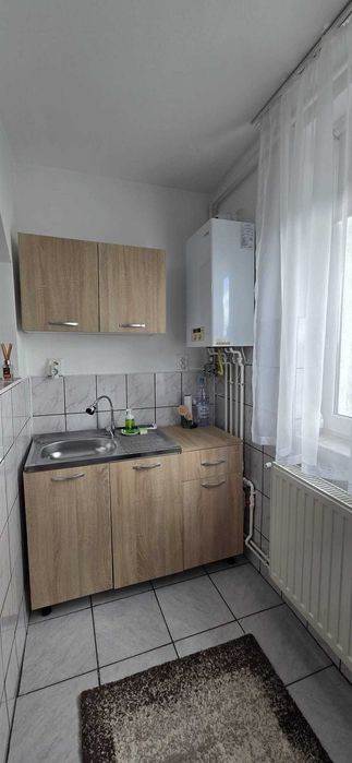Garsoniera de inchiriat mobilata si utilata 1200 de lei