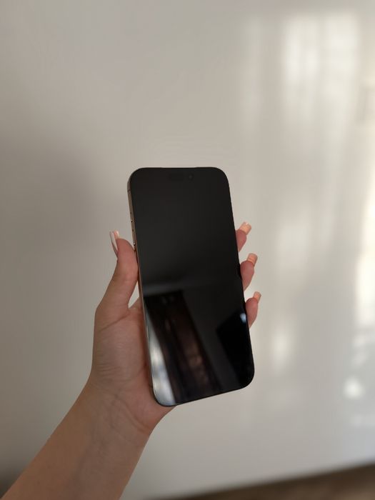 iPhone 16 Pro Max – Desert Titanium – Stare impecabilă