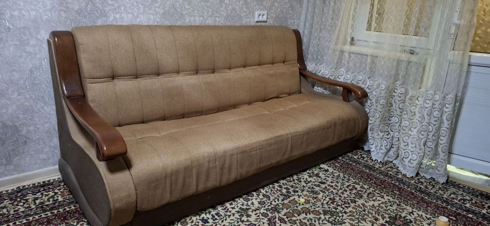 Раскладной диван сотилади