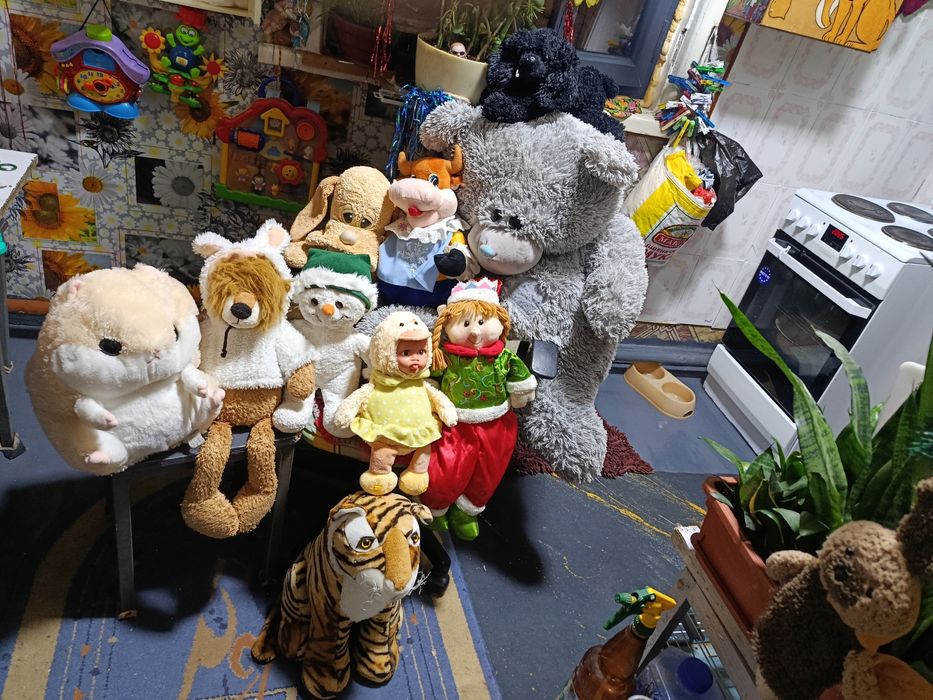 Продаются игрушки мягкие все за 100т