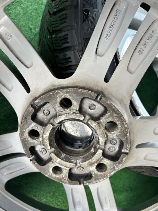 5х112 17 8j ET 41 за vw passat golf 5 6 touran tiguan skoda seat kadi с зимни гуми