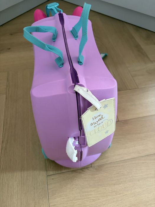 Trunki куфар лилав