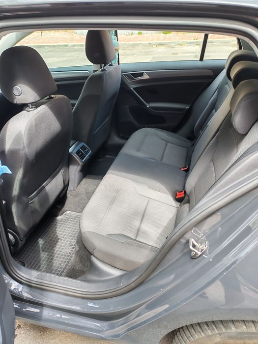 VOLKSWAGEN Golf 2019 — imagine 3