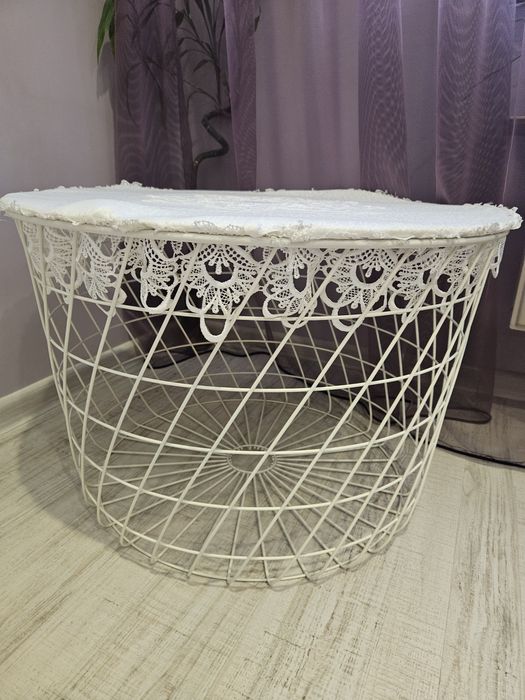 маса KVISTBRO IKEA с място за съхранение