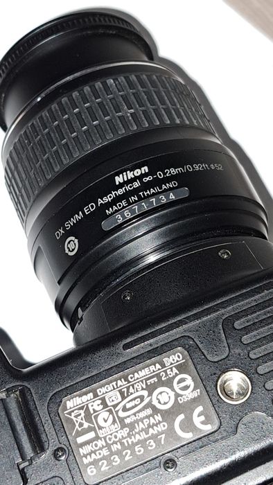 Nikon D60 - ED 18-55 mm