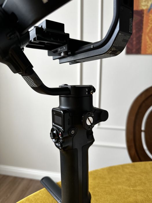 Продам стабилизатор DJI rsc 2