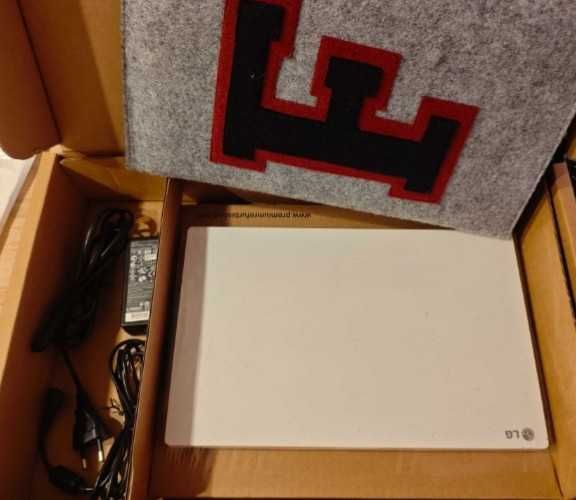 Лаптоп LG i5 1.9Ghz