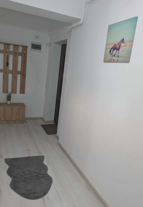 Inchiriere apartament 2 camere decomandat
