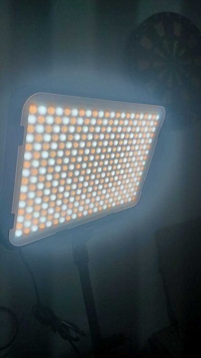 Trepied Cu Lampă Led Nouă Pentru Fotografii Model XK-P200