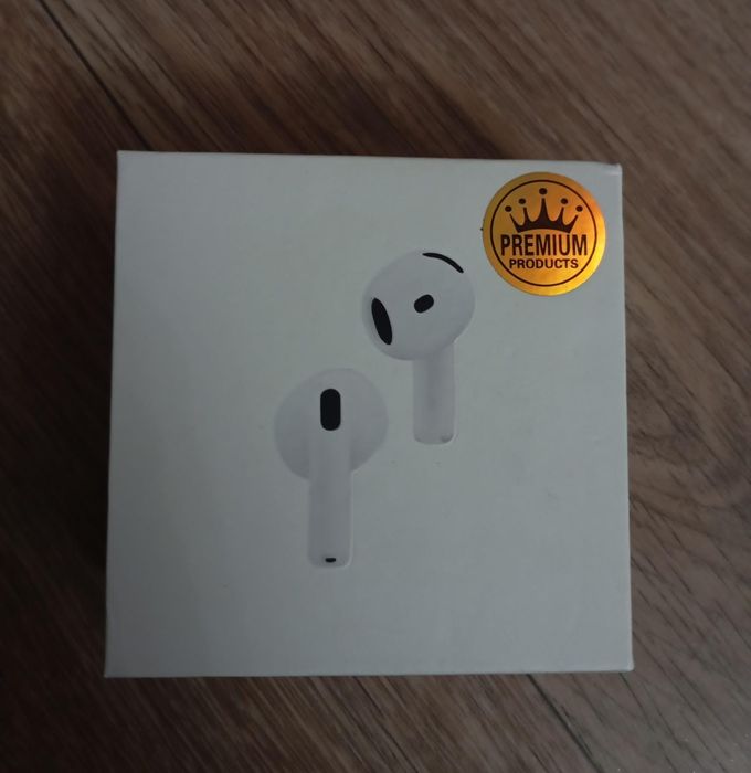 Продам айфон с часами и наушниками iphone,