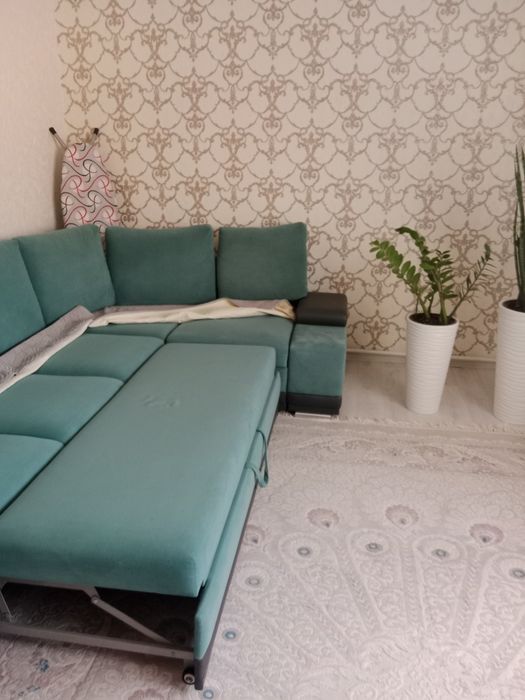 Диван угловой с двух сторон