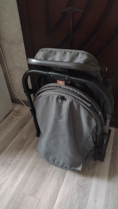 Продам детскую коляску  прогулочную