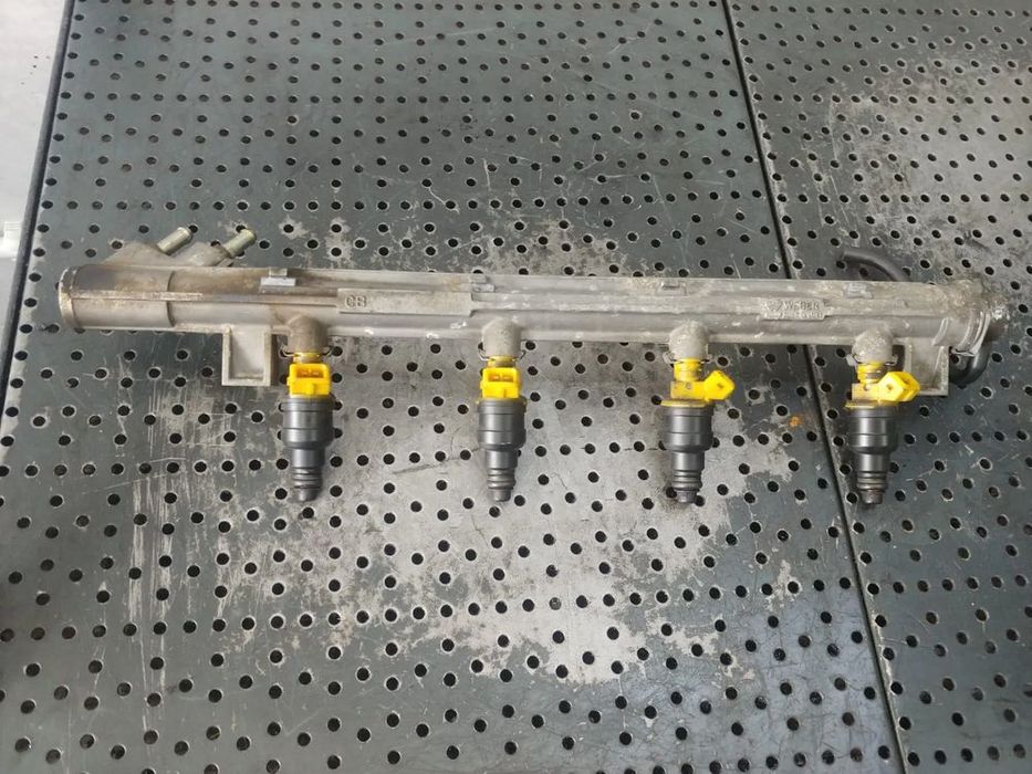 rampa cu injectoare 1.6b ar67601 alfa romeo 156  0280150702