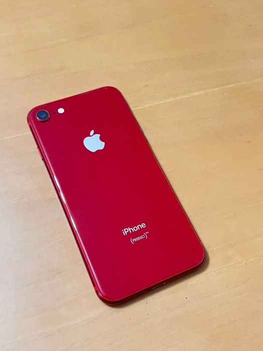 Iphone SE red product