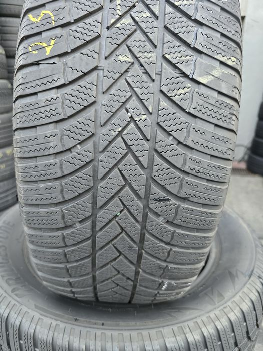 Anvelope iarna 255 55 19