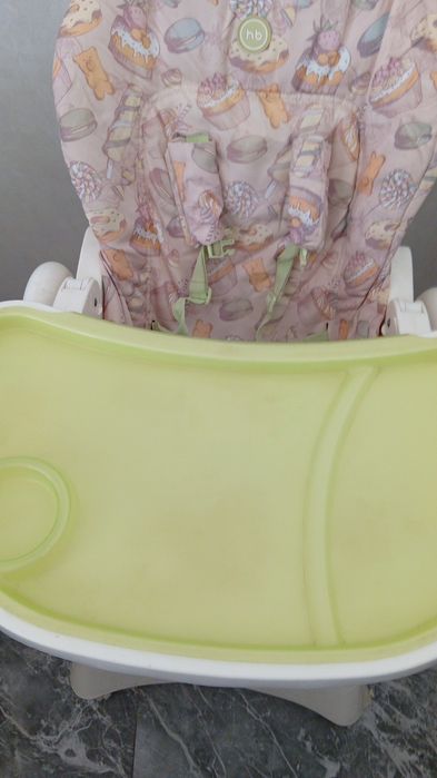 Продам стульчик для кормления