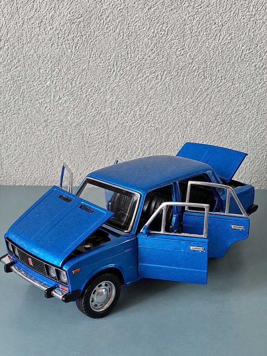 Железные машинки