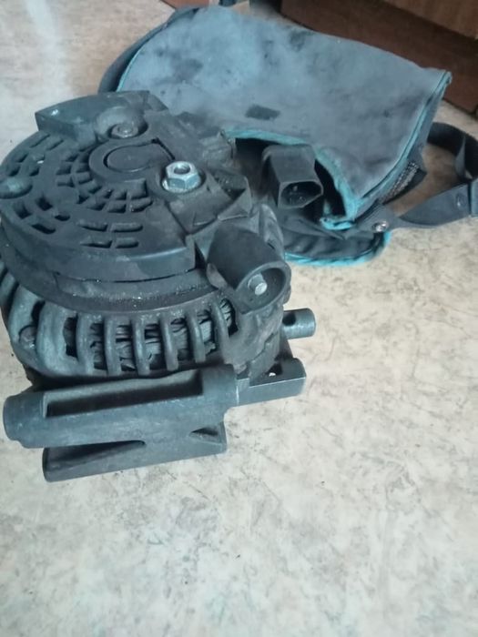 продам генератор от мерса