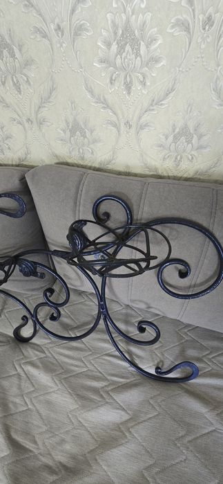 Продам подцветочницу