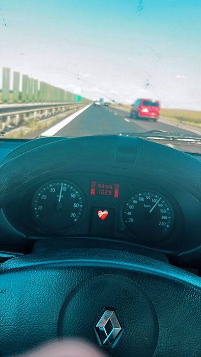 RENAULT Clio 2004 — imagine 5