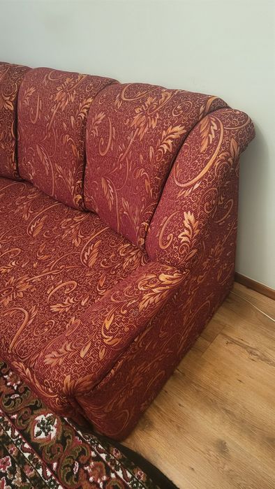 Продам Диван б/у