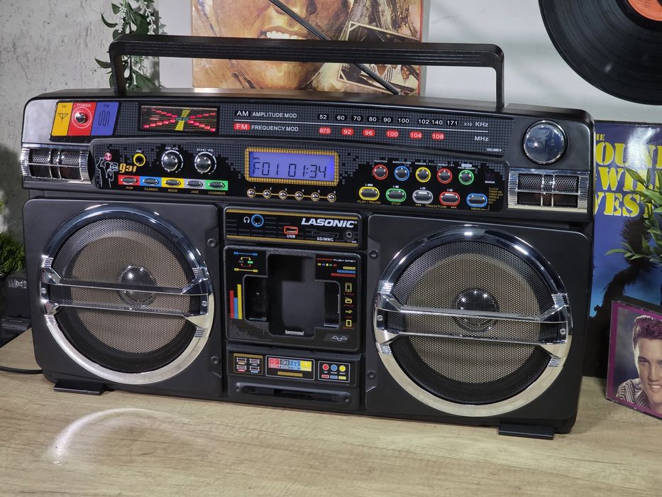 Boombox LASONIC i-931, retro , stick, usb, radio, ipod dock ,aux in