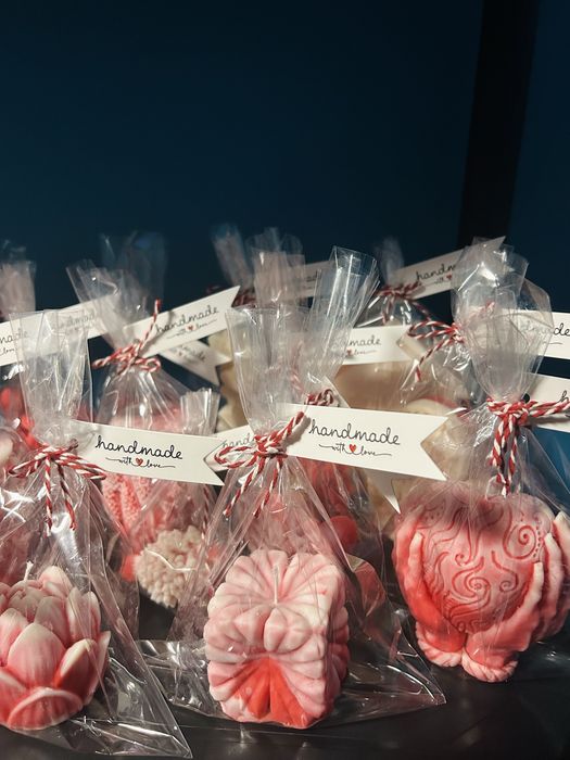 Mărțișoare  parfumate din ceară naturală de soia 100%