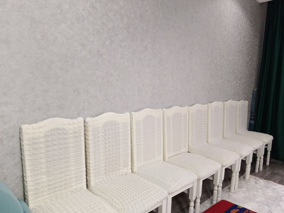Диван,стол,стулья 16шт