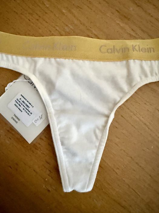 chiloti femei Calvin Klein XS noi