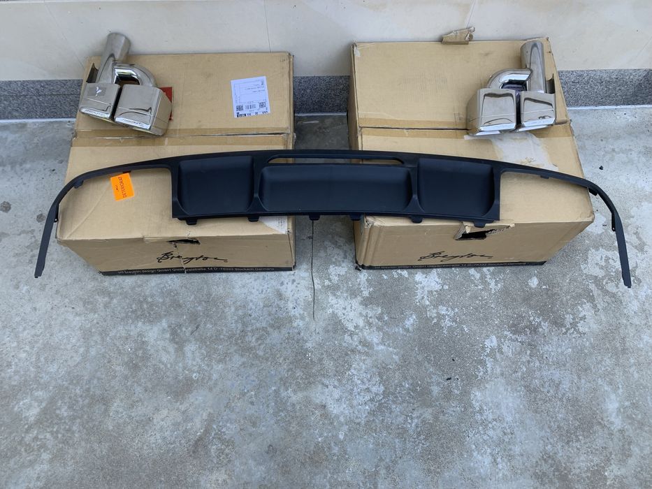 Дифузьор и накрайници CLS63 AMG W218 гърне с АМГ и без пакет BRABUS