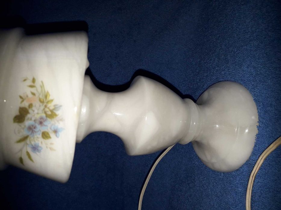Veioza alabastru - inaltime 24 cm