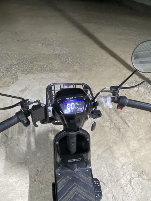 Скутер электрический