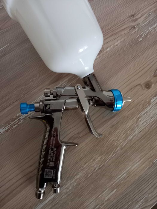 pistol vopsit  iwata WB 2