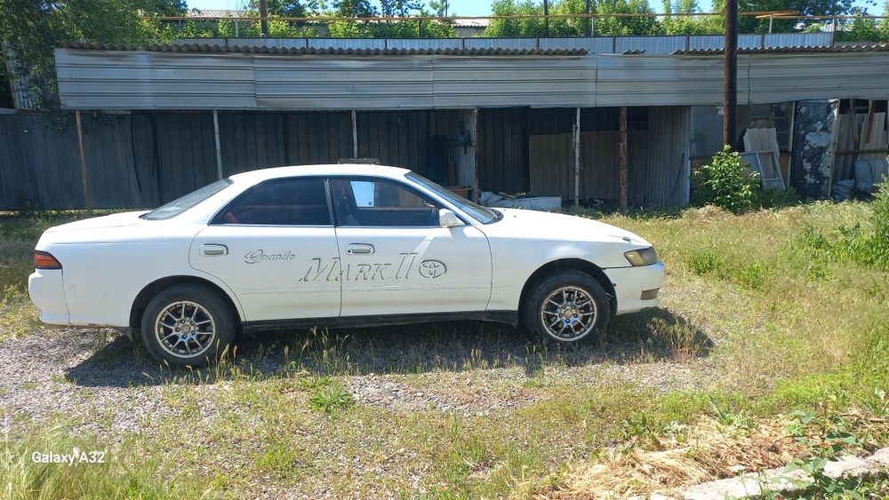 Toyota Mark ll (2)