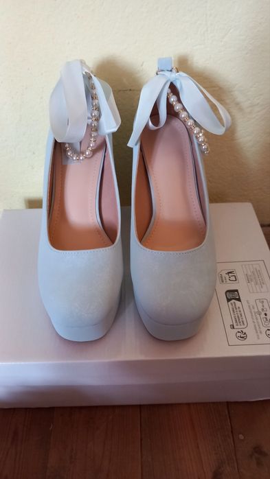 Дамски официални обувки