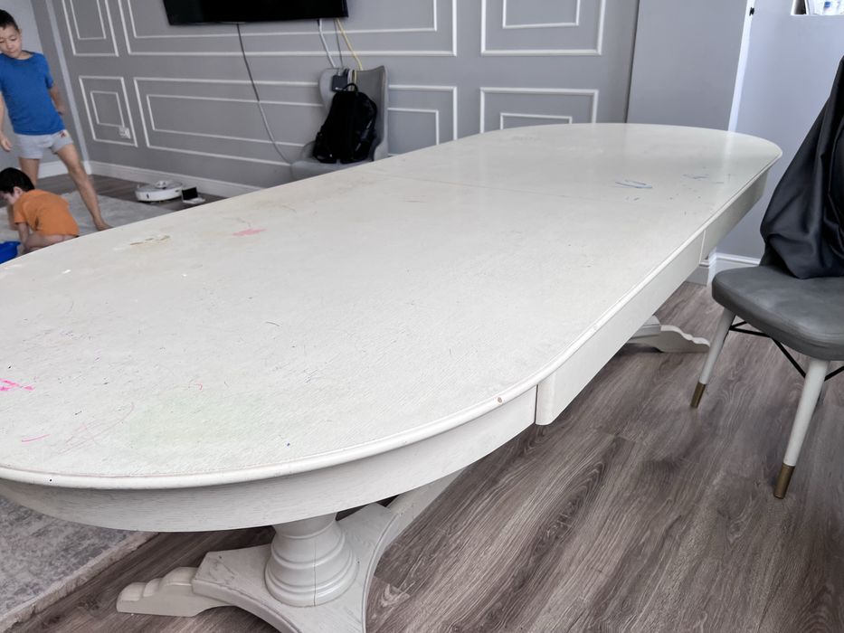 Продам большой обеденный стол (Беларусь)