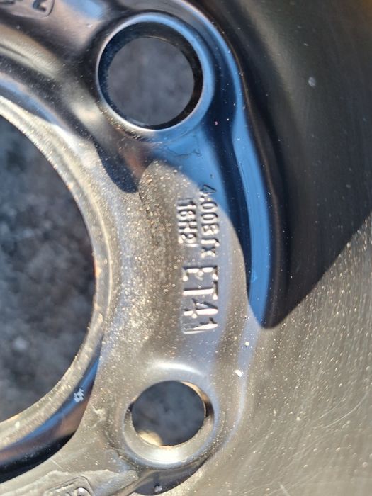 Опел-16цола-5/110-резервна гума/патерица/-1бр.-100лв.