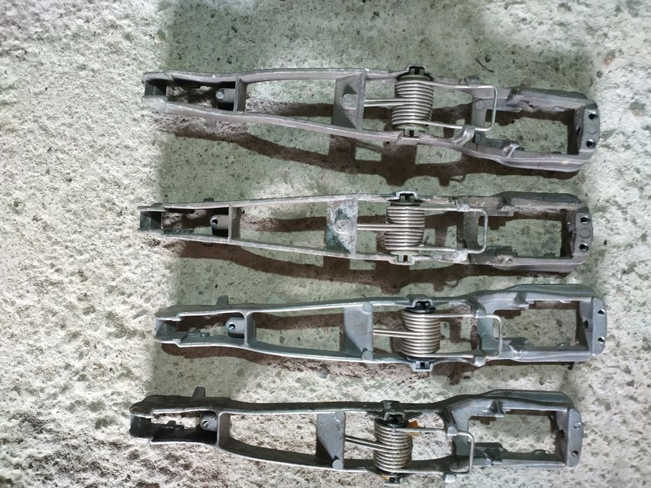 Части за Мерцедес 190