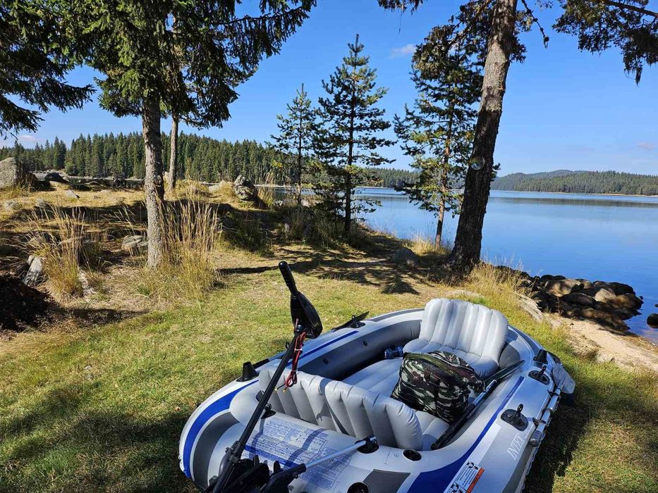 Лодка Intex Excursion 4