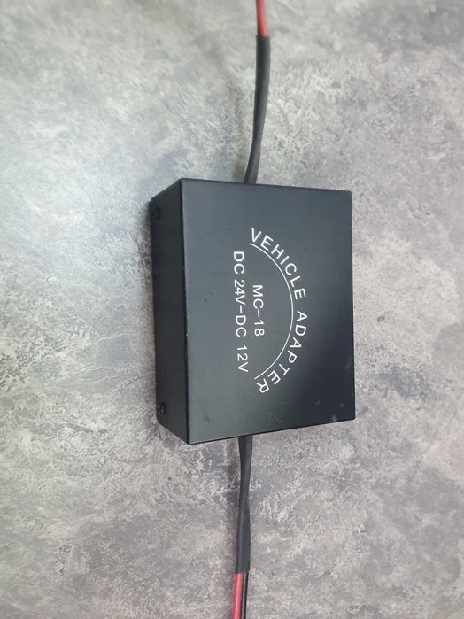 Адаптер ,преобразовател 24v към 12v