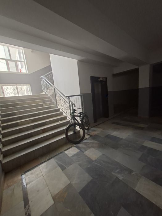 Квартира сотилади