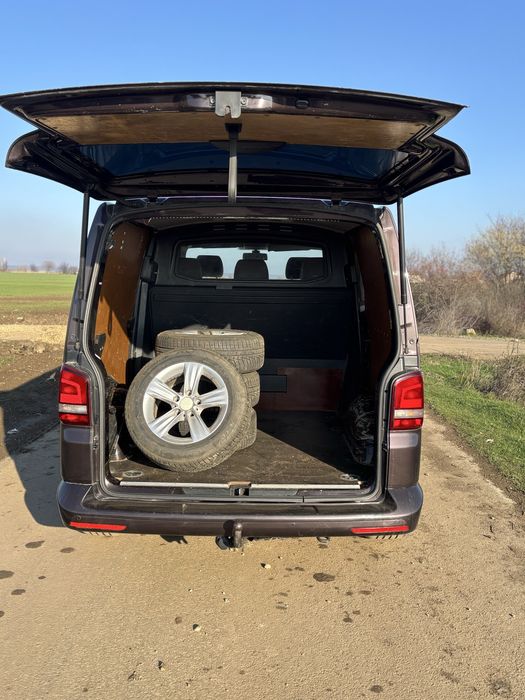 VW Transporter 2012 – Automată – 140 CP – Mixt