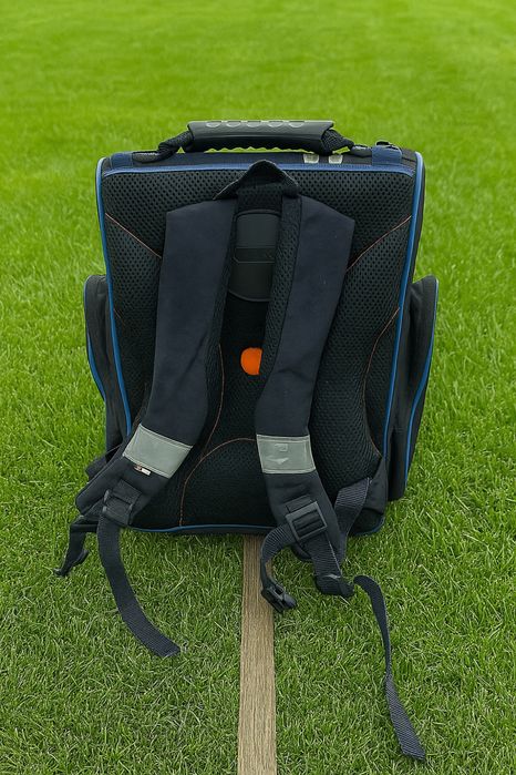 Отличный рюкзак для школы