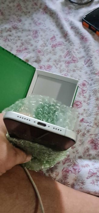 Vand  iphone 16 plus