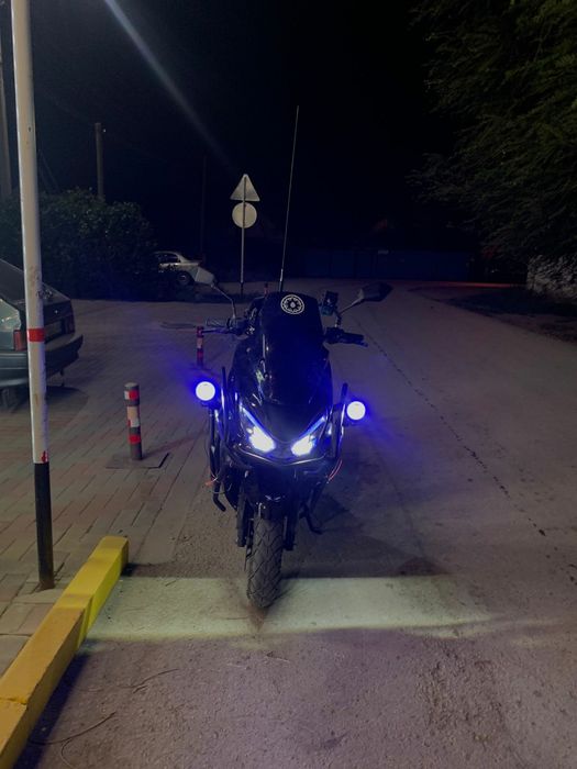 Макси скутер 150 кубов