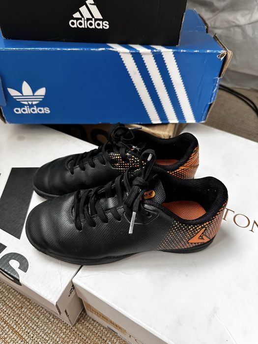 Кеды футбольные кроссовки