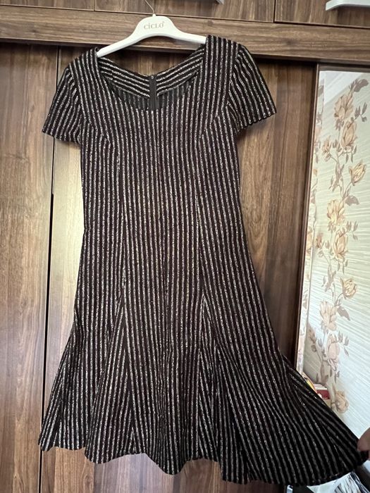 Платья S размер